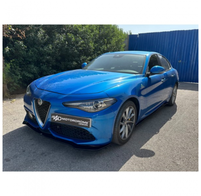 Conjunto faldones laterales apto para Alfa Romeo Giulia 2015- (ABS negro brillante)