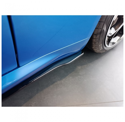 Conjunto faldones laterales apto para Alfa Romeo Giulia 2015- (ABS negro brillante)