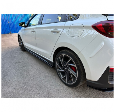 Set faldones laterales aptos para Hyundai i30 III N / N-Line 2017- (ABS negro brillante)