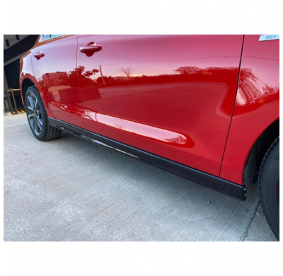 Set faldones laterales apto para Hyundai i30 III Hatchback + Fastback 2016- (ABS negro brillante)