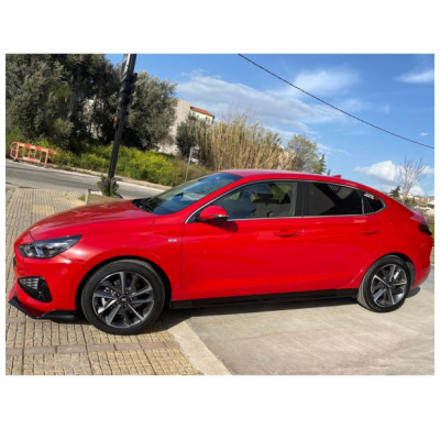 Set faldones laterales apto para Hyundai i30 III Hatchback + Fastback 2016- (ABS negro brillante)