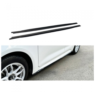 Set faldones laterales apto para Toyota Corolla Hatchback (E21) 2019- (ABS negro brillo)