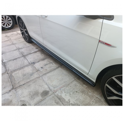 Set faldones laterales aptos para Volkswagen Golf 7 y 7.5 GTI 2012-2020 (ABS negro brillante)