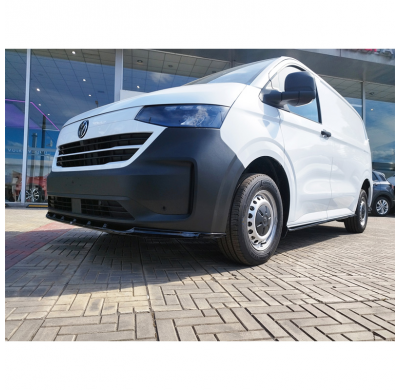 Alerón delantero Motordrome V.1 compatible con Volkswagen Transporter T7 y T7 Caravelle 2024- (ABS negro brillante)