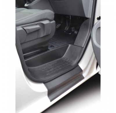 Protectores de umbral RGM adecuados para Citroën Jumpy (Dispatch) & Spacetourer / Peugeot Expert & Traveler / Toyota Proace 9/20