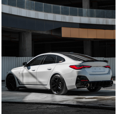 Kit de carrocería completo Oneway compatible con BMW Serie 4 G26 M-Pack/M440i 2021- (con salidas de escape dobles redondas u ova