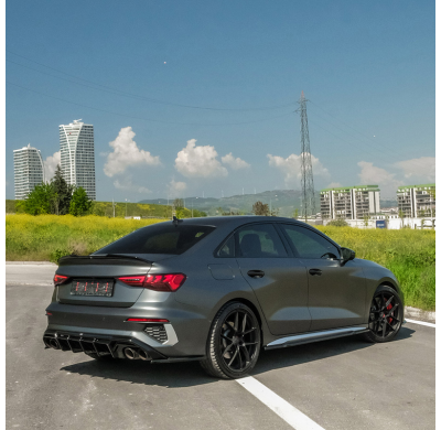 Kit de carrocería completo Oneway compatible con Audi A3 8Y Sedán S3/S-Line 2020-2024 - Negro brillante Oneway