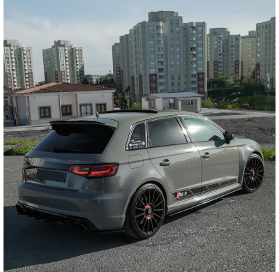 Difusores laterales traseros unidireccionales compatibles con Audi RS3 8V Sportback 2015-2016 - Negro brillante