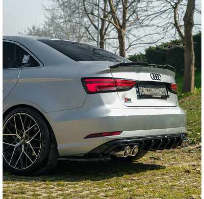 Difusores laterales traseros unidireccionales para Audi A3 (8V) Sedán Facelift 2016-2020 - Negro Brillante