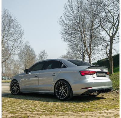 Difusores laterales traseros unidireccionales para Audi A3 (8V) Sedán Facelift 2016-2020 - Negro Brillante