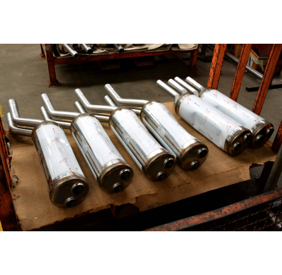 Rear exhaust OO54 Sistema "Cat.-back" 100% acero inoxidable - 2 x Ø50mm. Solo kit completo. BMW E24 M 635CSi Kat (S38 Engine - 2