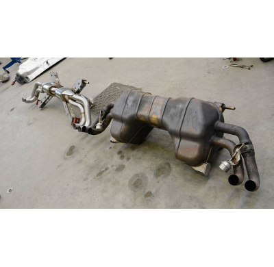 Escape Trasero Derecho-Izquierdo "Racing"4 Salidas (Reemplaza Catalizador Secundario , Se Monta Con Las Colas Oem)-13,5 Kg -