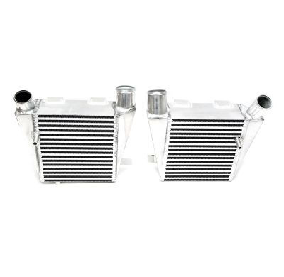 Kit de intercooler TA Technix Dimensiones: Dimensión de red 240x250x80mm  Valido para: Audi A4 Tipo B5 RS4 380hp Año de fabricac