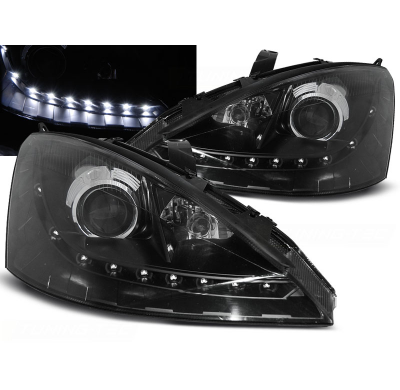 Faros Delanteros Luz Diurna Ford Focus 10.98-10.01 Fondo Negro