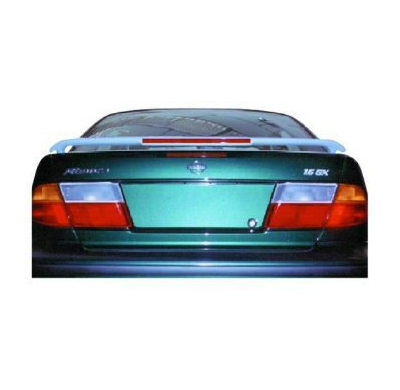 Alerones Traseros Sin Luz Nissan Almera 4-Puertas  ?97 Accesorio