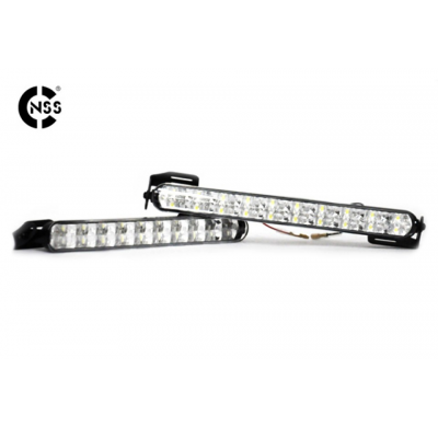 Luz Diurna Universal 820 222mm X 25mm X 36mm